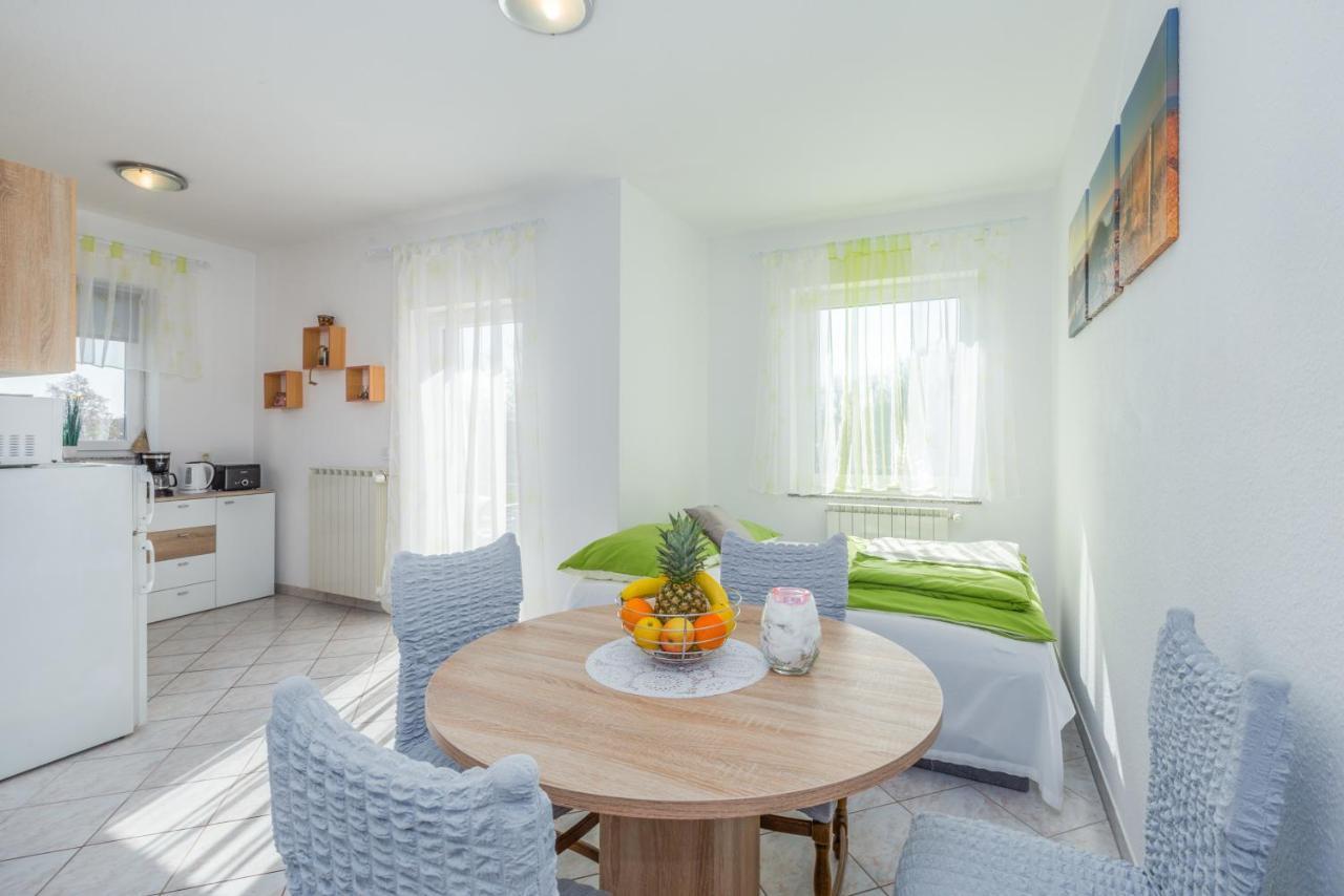 App Ruzica Finida Appartement Umag Buitenkant foto