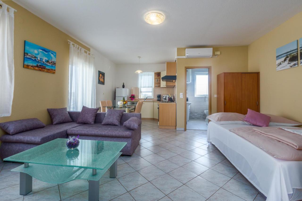 App Ruzica Finida Appartement Umag Buitenkant foto